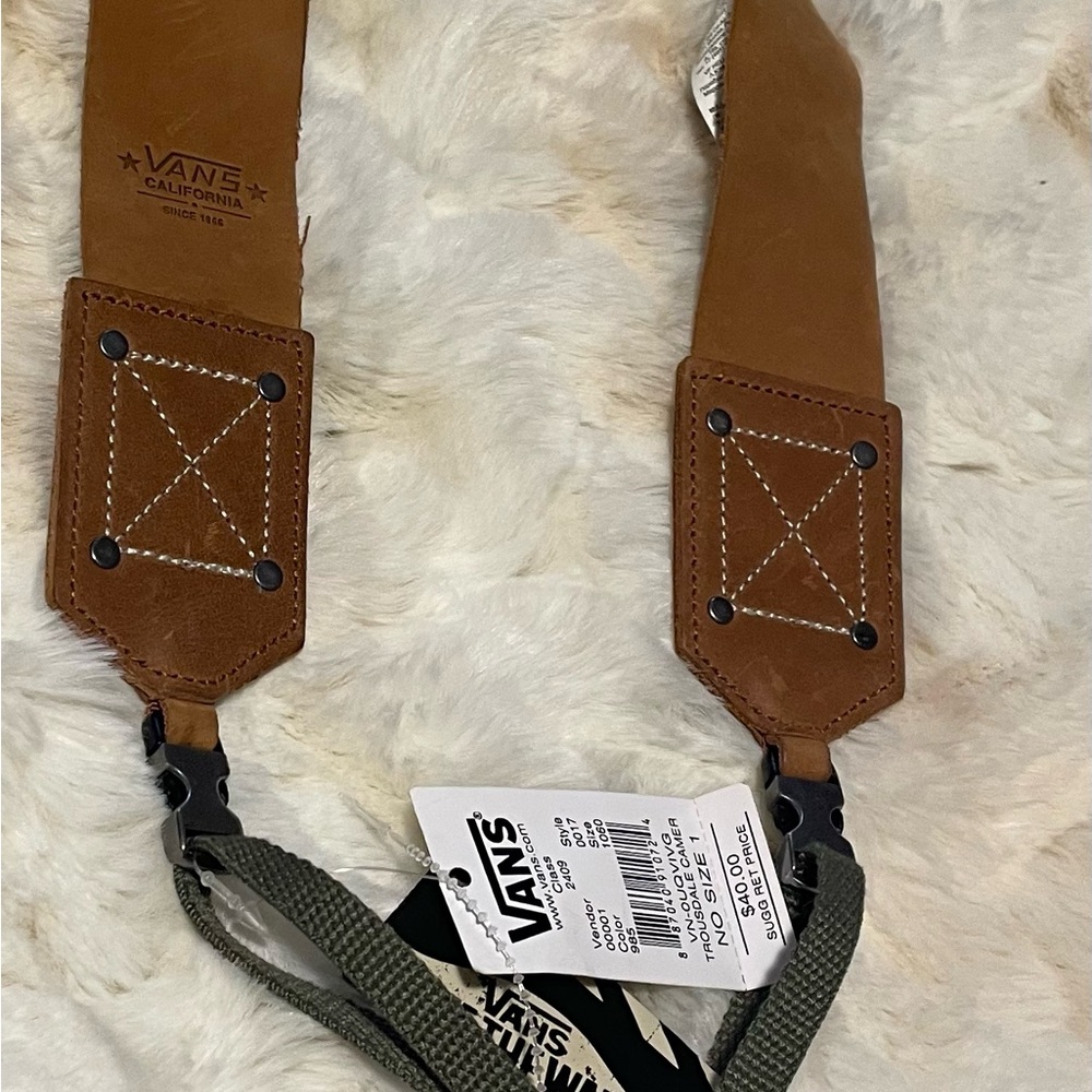 VANS Leather Camera Strap NEW - Picture 2 of 9